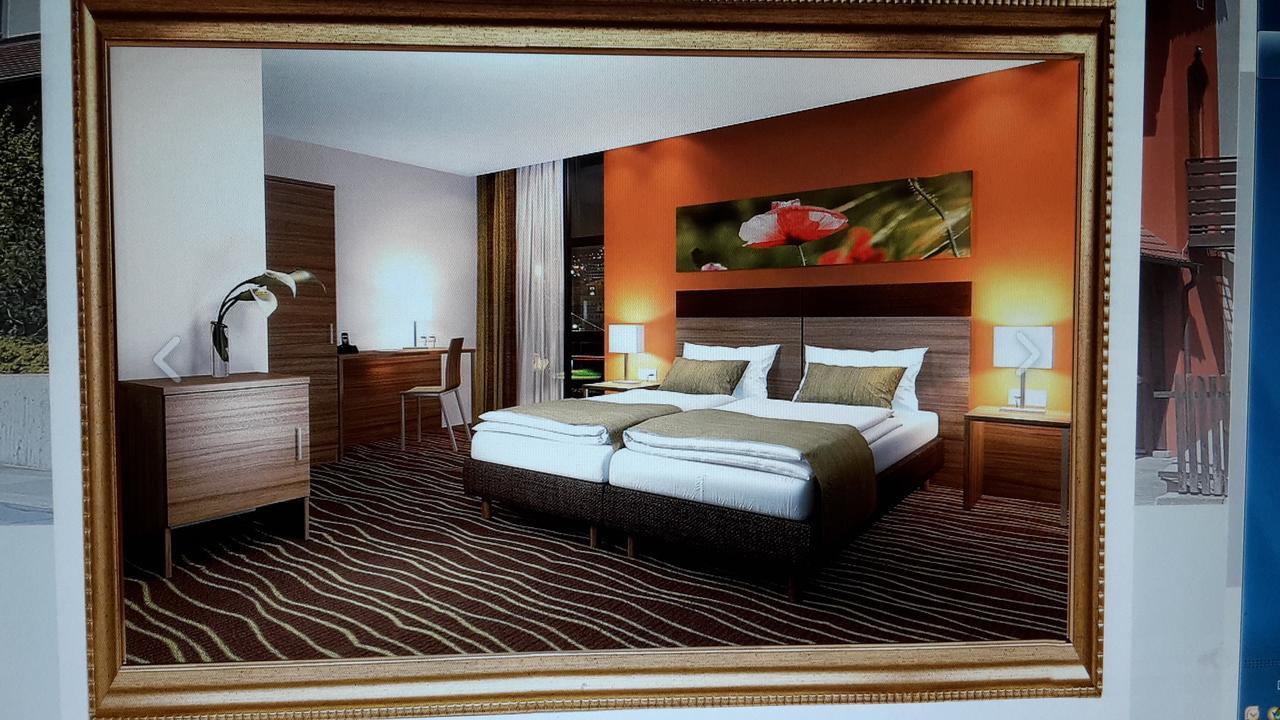 Hotel Relax Wachenroth エクステリア 写真