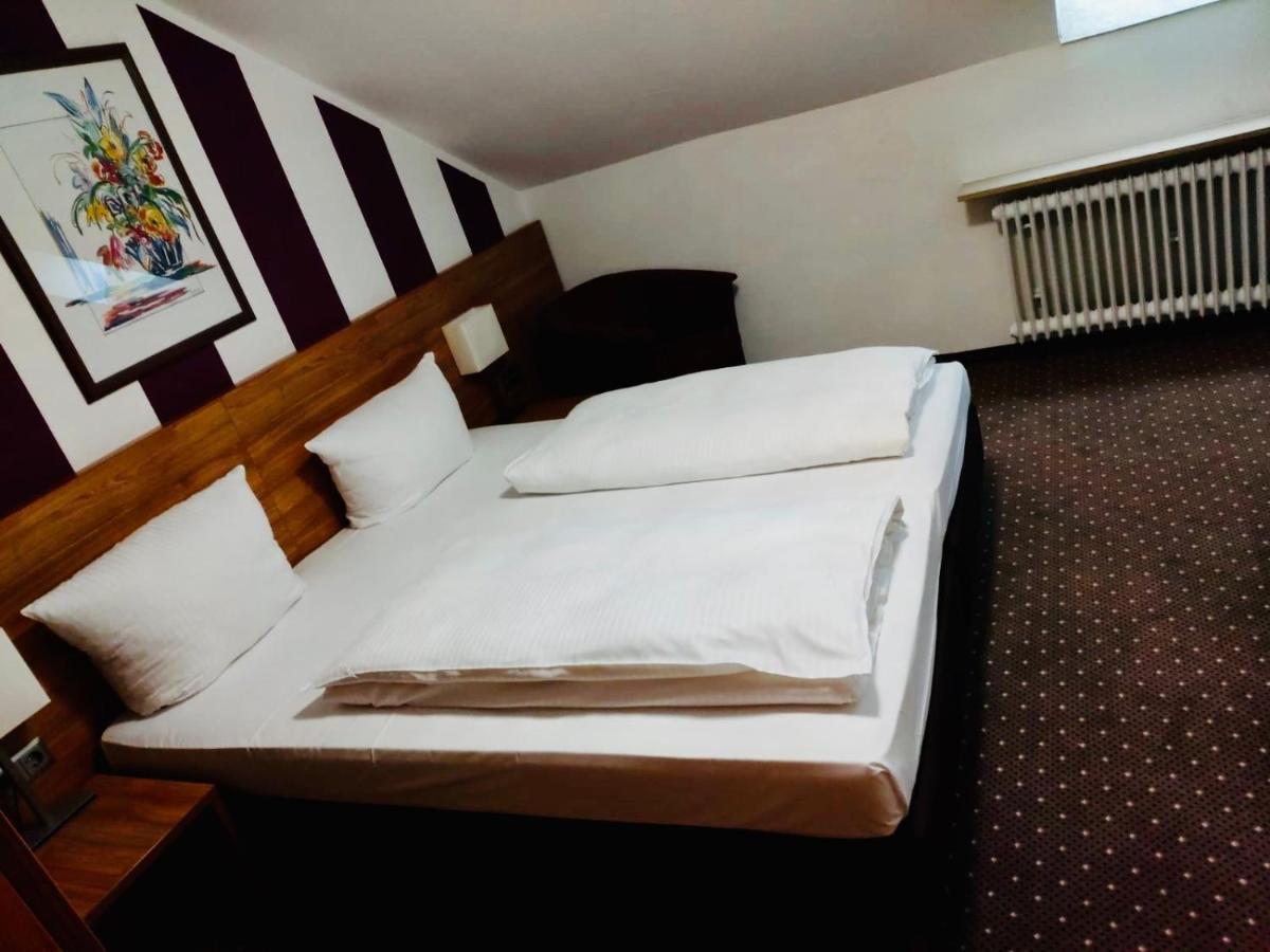 Hotel Relax Wachenroth エクステリア 写真