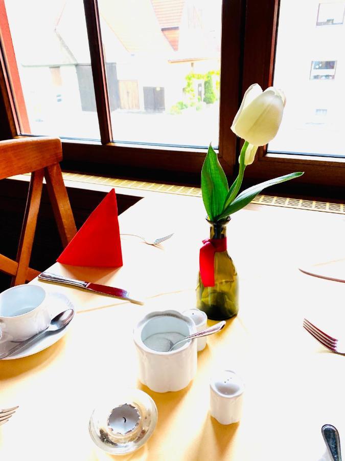 Hotel Relax Wachenroth エクステリア 写真